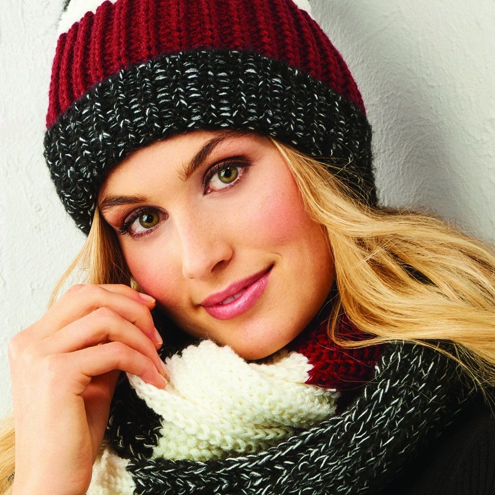 Charlie Paige Heritage Winter Hat and Scarf Set